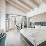 Olymp Hotel